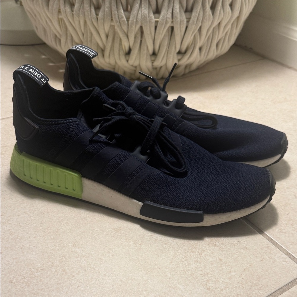 Adidas Men's NMD_R1 Legend Ink